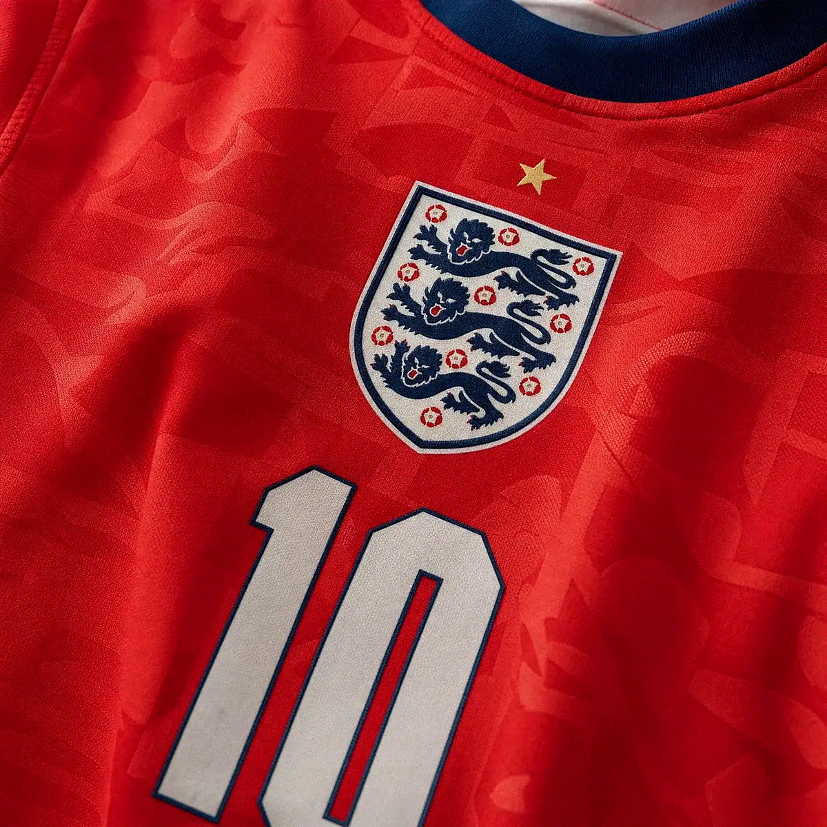 Jude Bellingham #10 — England Red Soccer Kit
